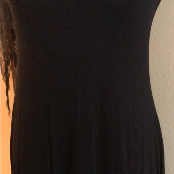 Beautiful black handkerchief maxi skirt - Picture 2 of 5